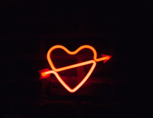 corações de neon